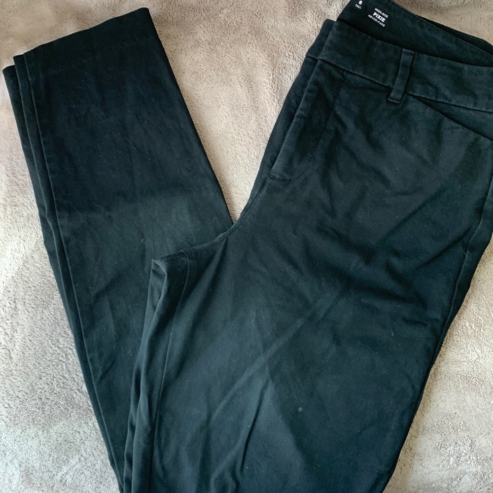 Old Navy high rise pixie khakis